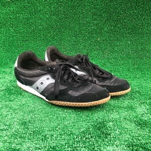 Saucony black runners